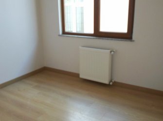 Güngören Akıncılar'da 5+1 İskanlı 2016 Yapımı 180 m2 Dubleks