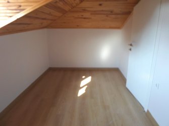 Güngören Akıncılar'da 5+1 İskanlı 2016 Yapımı 180 m2 Dubleks