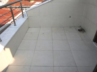 Güngören Akıncılar'da 5+1 İskanlı 2016 Yapımı 180 m2 Dubleks