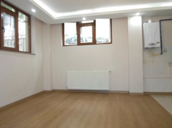 Güngören Akıncılar'da 2+1 Açık Mutfaklı 80 m2 Bahçe Katı 2016 Yapımı