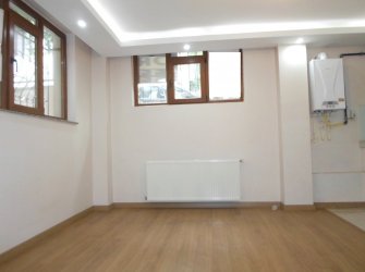 Güngören Akıncılar'da 2+1 Açık Mutfaklı 80 m2 Bahçe Katı 2016 Yapımı