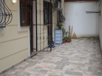 Güngören Akıncılar'da 2+1 Açık Mutfaklı 80 m2 Bahçe Katı 2016 Yapımı