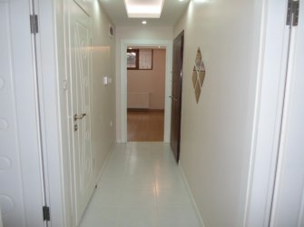 Güngören Akıncılar'da 2+1 Açık Mutfaklı 80 m2 Bahçe Katı 2016 Yapımı