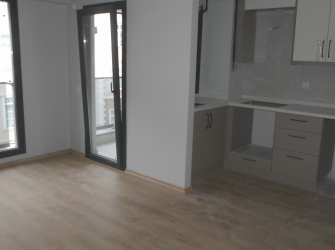 Bahçelievler Camlıkahve 4,Kat Açık Mutfaklı 2+1Balkonlu 70 m2