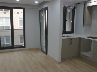 Bahçelievler Camlıkahve 4,Kat Açık Mutfaklı 2+1Balkonlu 70 m2