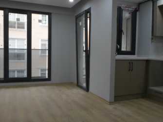 Bahçelievler Camlıkahve 4,Kat Açık Mutfaklı 2+1Balkonlu 70 m2