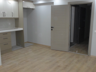 Bahçelievler Camlıkahve 4,Kat Açık Mutfaklı 2+1Balkonlu 70 m2