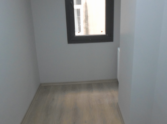 Bahçelievler Camlıkahve 4,Kat Açık Mutfaklı 2+1Balkonlu 70 m2