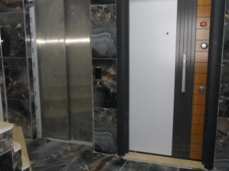 Bahçelievler Cumhuriyet Mah 2+1 A.Mutfaklı 75 m2 Düz Giriş