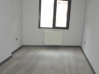Bahçelievler Cumhuriyet 1,Kat Tek Daireli 3+1 Sıfır Asansörlü 110 m2