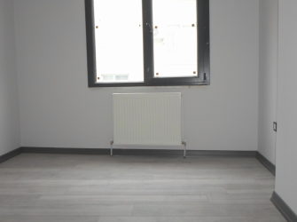 Bahçelievler Cumhuriyet 1,Kat Tek Daireli 3+1 Sıfır Asansörlü 110 m2