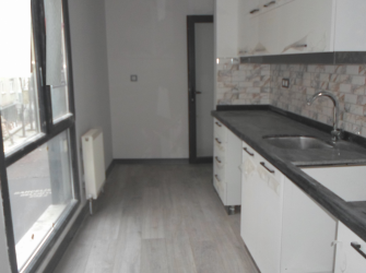 Bahçelievler Cumhuriyet 1,Kat Tek Daireli 3+1 Sıfır Asansörlü 110 m2