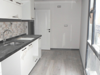 Bahçelievler Cumhuriyet 1,Kat Tek Daireli 3+1 Sıfır Asansörlü 110 m2