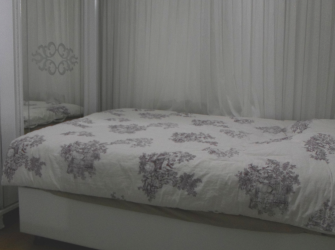 Güngören'de 9 Yıllık Bina İskanlı 2+1 A.Mutfaklı 80 m2 Yüksek Giriş