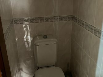 Güngören'de Tramvaya Yakın 1,Kat Ön Cephe 2+1 Arsa Tapulu  90 m2