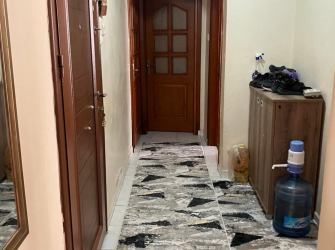 Güngören'de Tramvaya Yakın 1,Kat Ön Cephe 2+1 Arsa Tapulu  90 m2