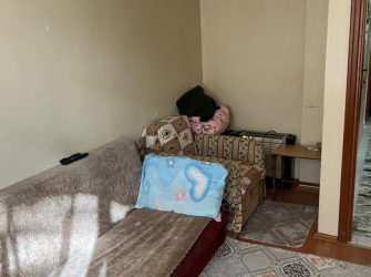 Güngören'de Tramvaya Yakın 1,Kat Ön Cephe 2+1 Arsa Tapulu  90 m2
