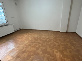 Bağcılar İnönü'de 2,Kat Hüseyin Bakkala Yakın 2+1Kredili 95 m2