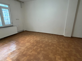 Bağcılar İnönü'de 2,Kat Hüseyin Bakkala Yakın 2+1Kredili 95 m2