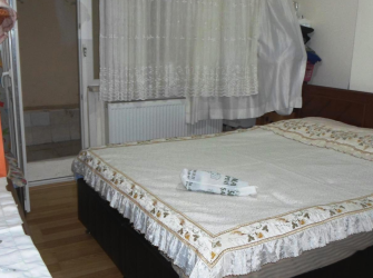 Bahçelievler Siyavuşpaşa'da 2+1 Arsa Tapulu 90 m2 Bahçe Katı