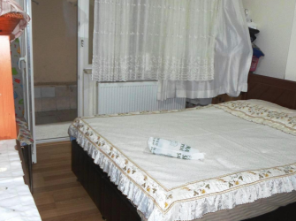 Bahçelievler Siyavuşpaşa'da 2+1 Arsa Tapulu 90 m2 Bahçe Katı