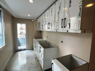Güngören Güneştepe'de 2,Kat Sıfır 3+1 E.Banyolu 120 m2 Köşe  Daire