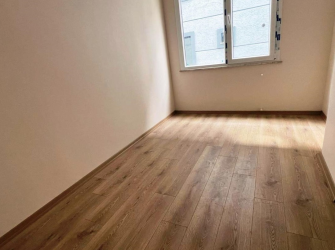 Güngören Güneştepe'de 2,Kat Sıfır 3+1 E.Banyolu 120 m2 Köşe  Daire