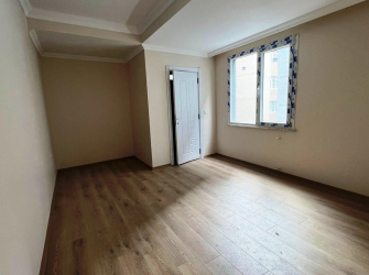 Güngören Güneştepe'de 2,Kat Sıfır 3+1 E.Banyolu 120 m2 Köşe  Daire