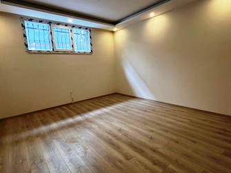 Güngören Güneştepe 2+1 Sıfır Bina Asansörlü 80 m2 Bahçe Katı