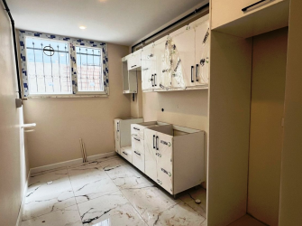 Güngören Güneştepe 2+1 Sıfır Bina Asansörlü 80 m2 Bahçe Katı