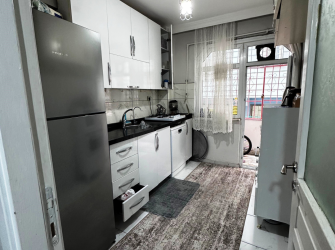 Güngören'de Tramvaya Yakın 2+1 Balkonlu 90 m2 Kredili Yüksek Giriş