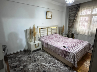 Güngören'de Tramvaya Yakın 2+1 Balkonlu 90 m2 Kredili Yüksek Giriş