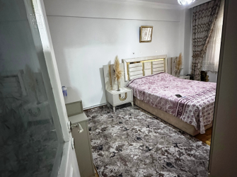 Güngören'de Tramvaya Yakın 2+1 Balkonlu 90 m2 Kredili Yüksek Giriş