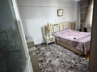 Güngören'de Tramvaya Yakın 2+1 Balkonlu 90 m2 Kredili Yüksek Giriş