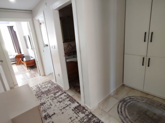 Bahçelievler Cumhuriyet'te 6 Yıllık Bina 170 m2 Çift Girişli 4+1 Dubleks