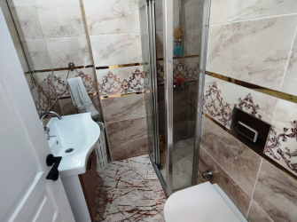 Bahçelievler Cumhuriyet'te 6 Yıllık Bina 170 m2 Çift Girişli 4+1 Dubleks