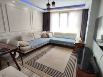 Bahçelievler Cumhuriyet'te 6 Yıllık Bina 170 m2 Çift Girişli 4+1 Dubleks