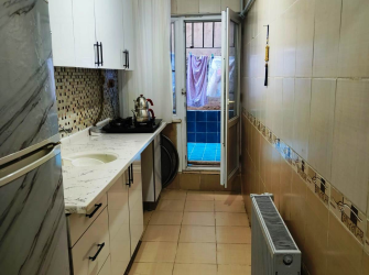 Güngören Akıncılar'da 2+1 Kredili Tramvaya Yakın 85 m2 Bahçe Katı