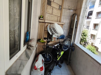Bahçelievler Soğanlı Meydan 2,Kat Asansörlü 3+1 Arsa Tapulu 130 m2 