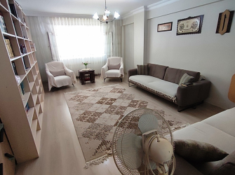 Bahçelievler Soğanlı Meydan 2,Kat Asansörlü 3+1 Arsa Tapulu 130 m2 