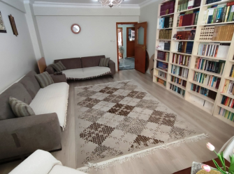 Bahçelievler Soğanlı Meydan 2,Kat Asansörlü 3+1 Arsa Tapulu 130 m2 