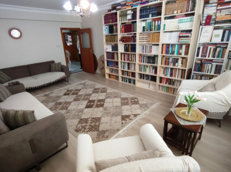 Bahçelievler Soğanlı Meydan 2,Kat Asansörlü 3+1 Arsa Tapulu 130 m2 