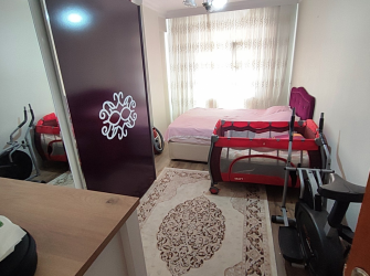 Bahçelievler Soğanlı Meydan 2,Kat Asansörlü 3+1 Arsa Tapulu 130 m2 