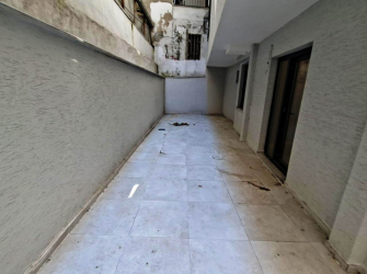 Güngören'de Tramvayın Dibi 1+1 Bahçe Katı 2 Yıllık  70 m2 İskanlı