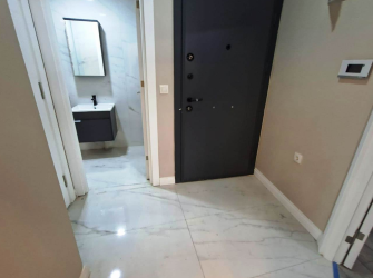 Güngören'de Tramvayın Dibi 1+1 Bahçe Katı 2 Yıllık  70 m2 İskanlı