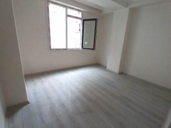 Güngören M.Çakmak'ta 4,Kat Sıfır 3+1 Asansörlü 120 m2 Ön Cephe