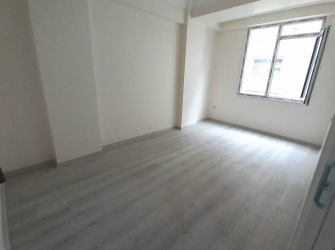 Güngören M.Çakmak'ta 4,Kat Sıfır 3+1 Asansörlü 120 m2 Ön Cephe