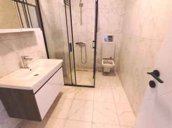 Güngören M.Çakmak'ta 4,Kat Sıfır 3+1 Asansörlü 120 m2 Ön Cephe