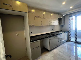 Güngören Güven'de 3,Ara Kat Asansörlü 3+1 Sıfır Balkonlu 120 m2