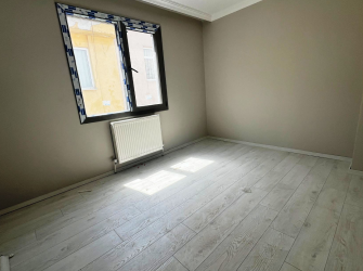 Güngören Güven'de 3,Ara Kat Asansörlü 3+1 Sıfır Balkonlu 120 m2